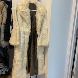 VINTAGE FUR COAT